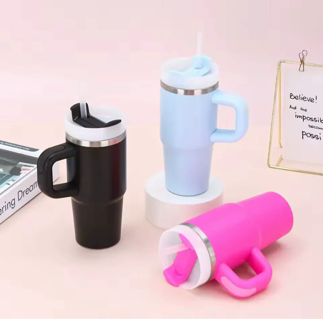 Cute Trendy Mini Tumbler with Handle – 550ml Stainless Steel Insulated Quencher Cup for Hot & Cold Drinks