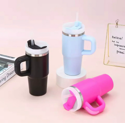 Cute Trendy Mini Tumbler with Handle – 550ml Stainless Steel Insulated Quencher Cup for Hot & Cold Drinks