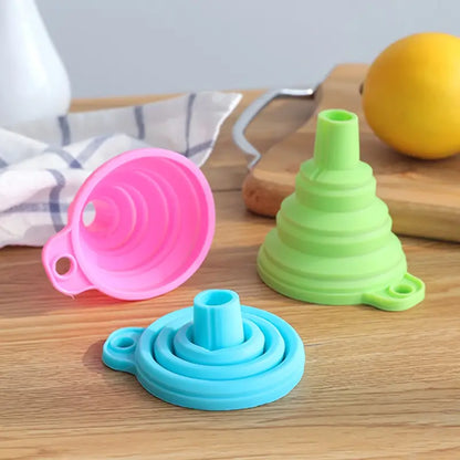 Flexible Silicone Foldable Kitchen Funnel – Space-Saving & Easy Pouring