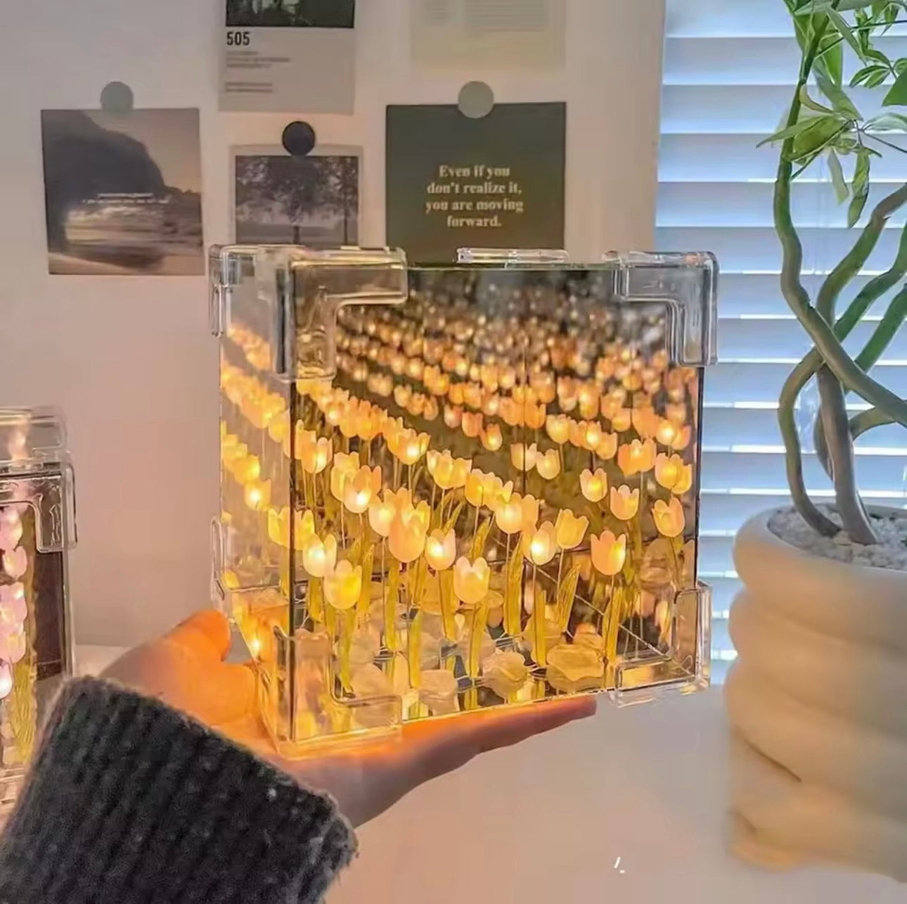 Luxury Tulip Cube Lamp – Decorative LED Flower Light for Home & Living