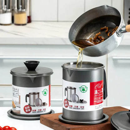 1.4L Stainless Steel Oil Filter Pot – With Lid, Strainer & Drip-Free Spout