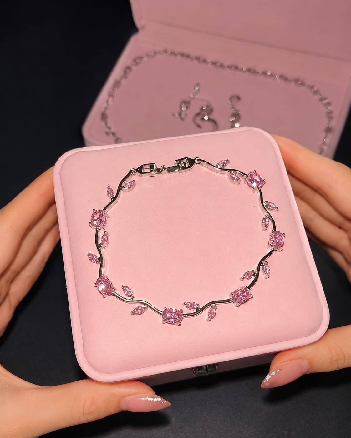 Luminous Design Crystal Stones Viral Tulip Bracelet for Girls/Women