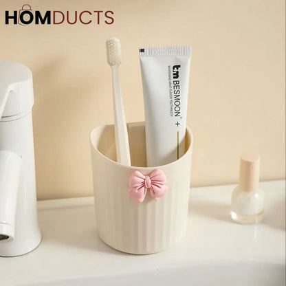 Creative Bow Holder