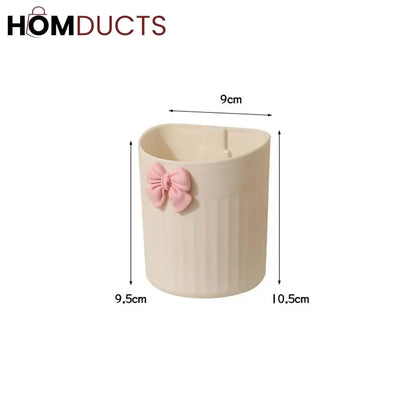 Creative Bow Holder