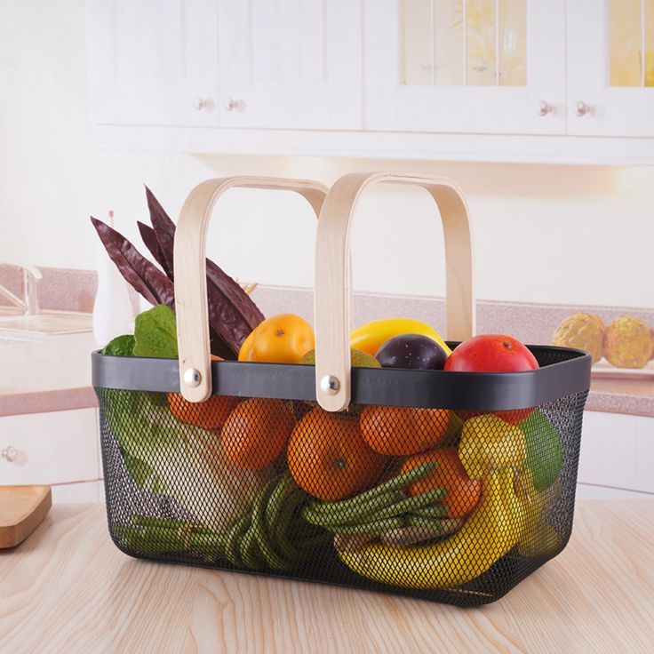 Large Metal Mesh Fruit and Vegetable Basket with Wooden Handles – Modern Kitchen Counter Storage Organizer