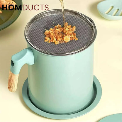 Filter Oil Pot With Wooden Handle