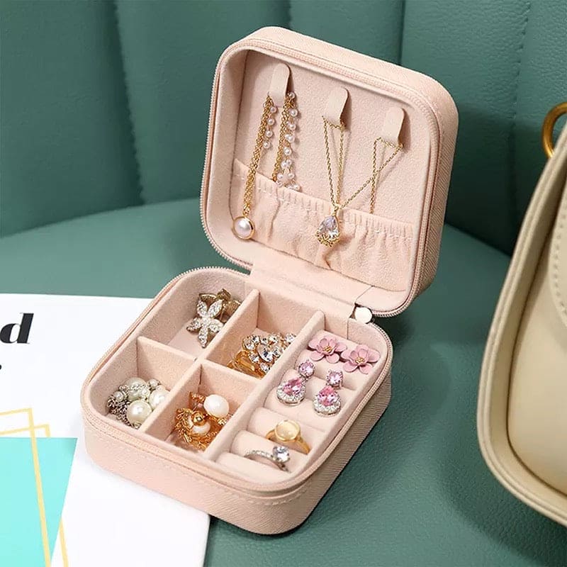 Mini Leather Square Jewellery Box – Portable Organizer for Rings, Earrings & Chains