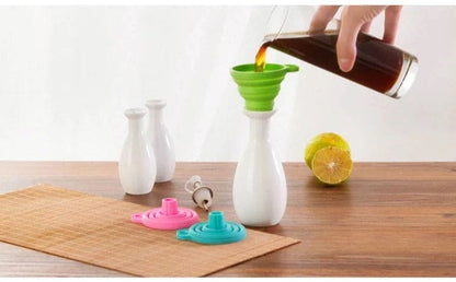 Flexible Silicone Foldable Kitchen Funnel – Space-Saving & Easy Pouring