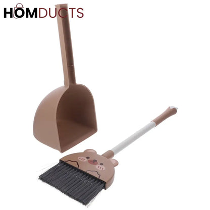 Luxury Bear-Themed Broom & Dustpan Set – Cute & Compact Home Cleaning Tool