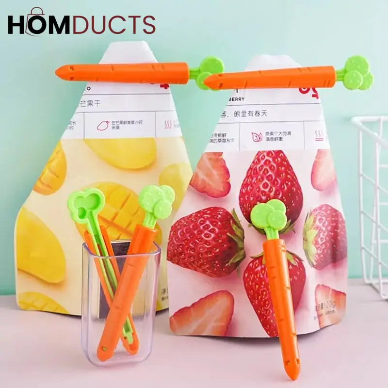 Magnetic carrot sealing clip