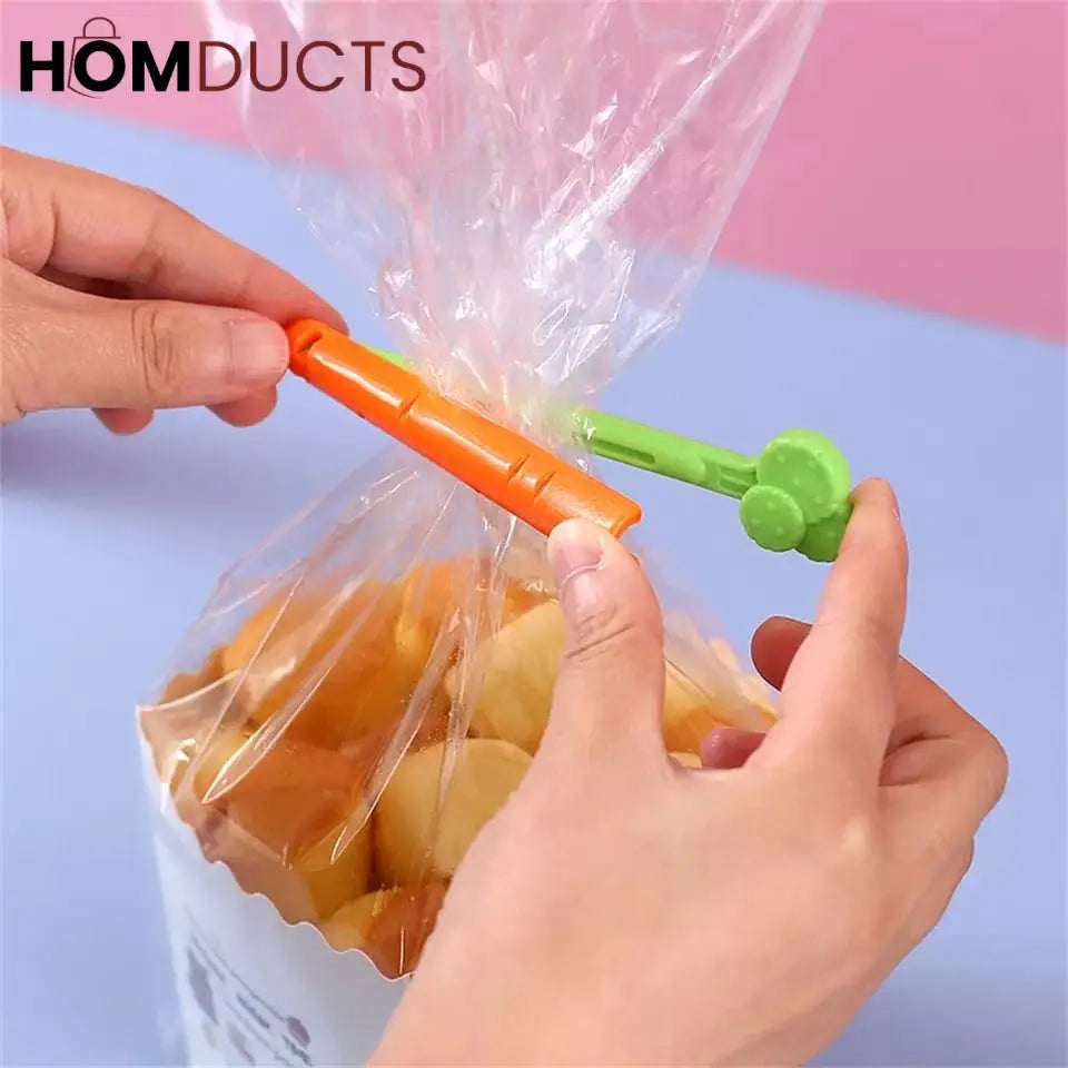 Magnetic carrot sealing clip