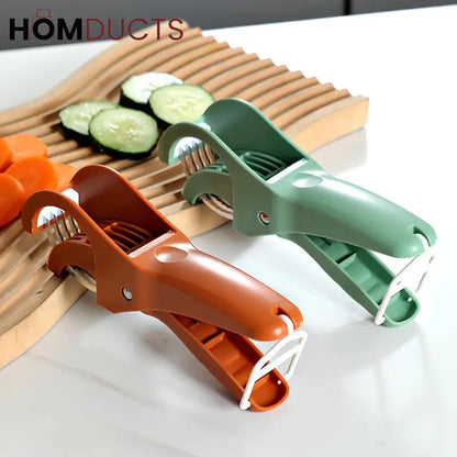 Multi-Blade Handheld Vegetable Cutter – Quick Carrot Slicer & Julienne Tool