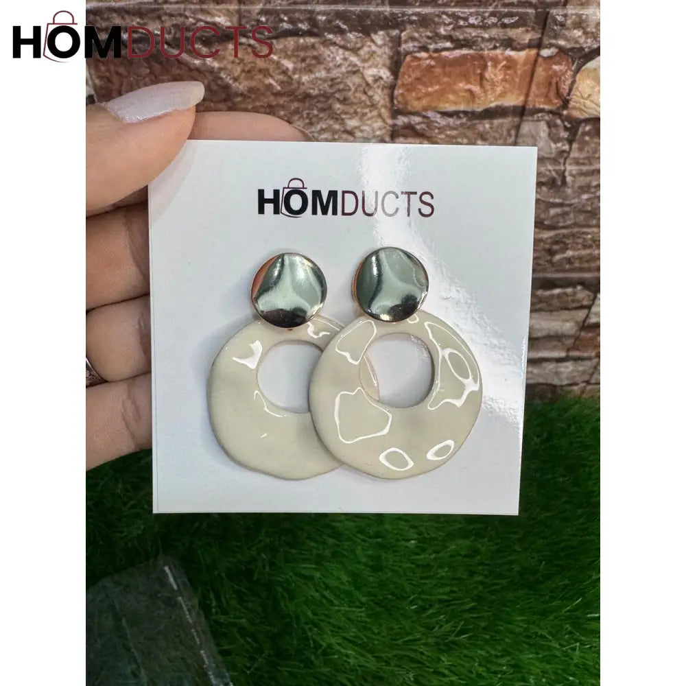 Simple Hollow Earings