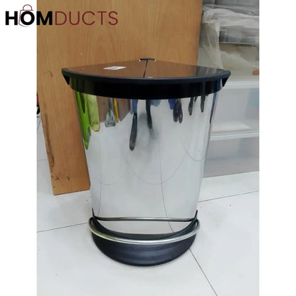 Triangular Dustbin 12L